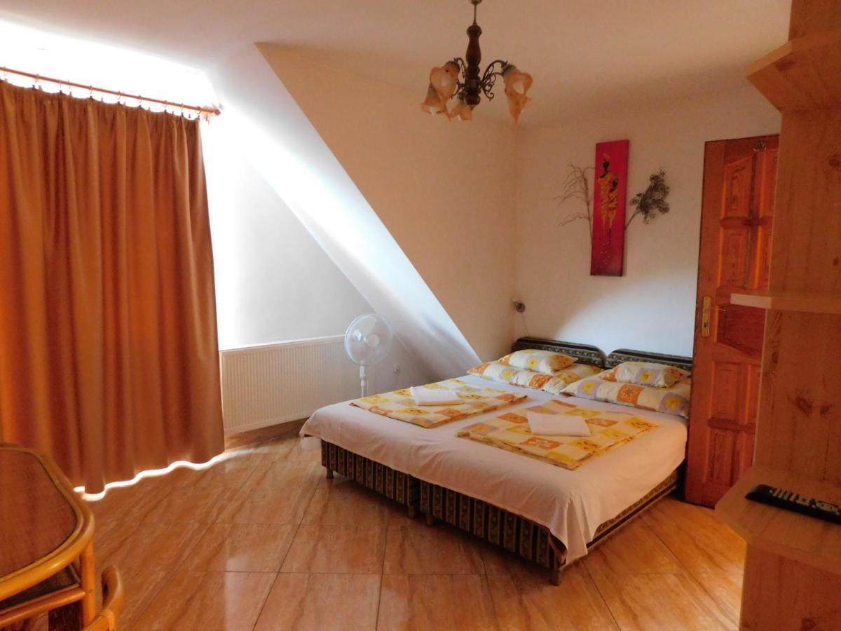 Szamoca Vendeghaz Hotel Miskolc Bagian luar foto