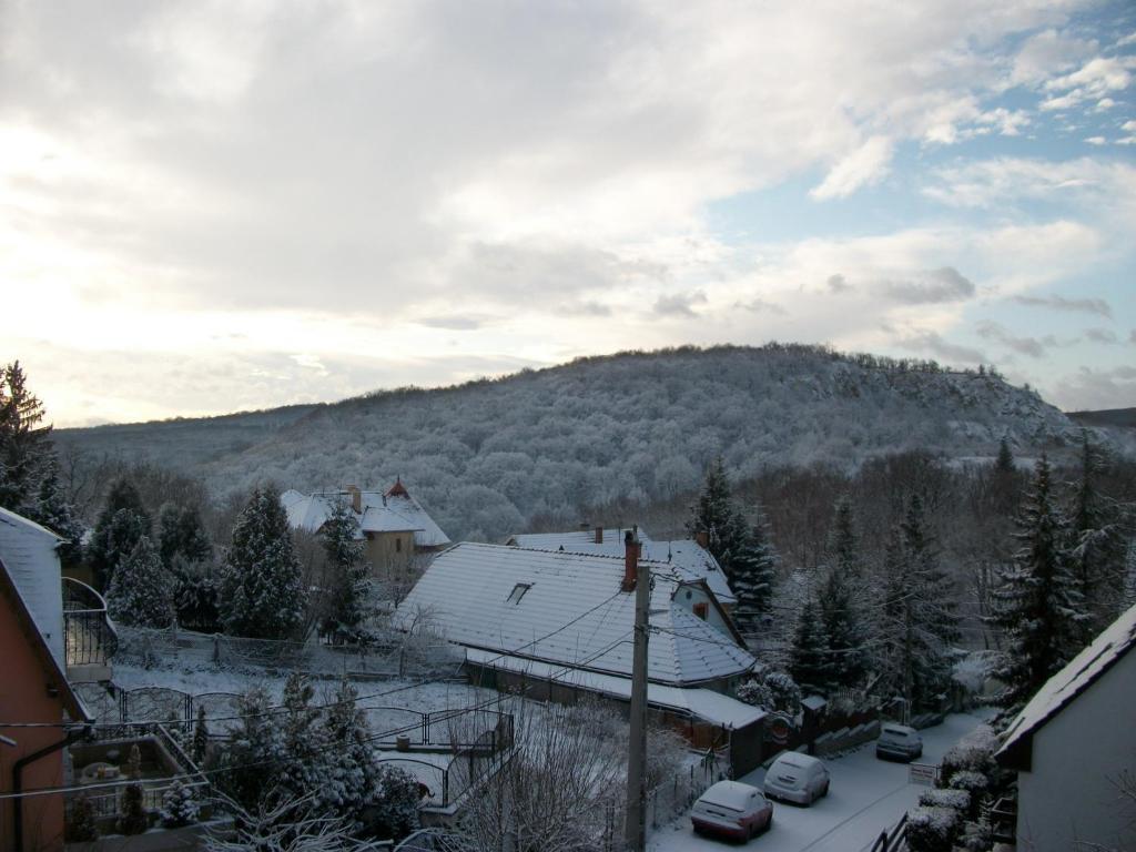 Szamoca Vendeghaz Hotel Miskolc Bagian luar foto